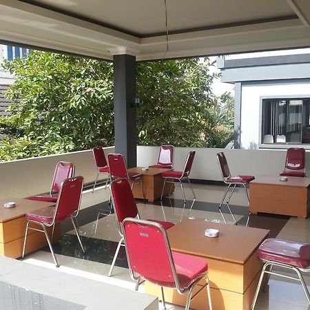 Raja Residence Jambi Джамби Екстериор снимка