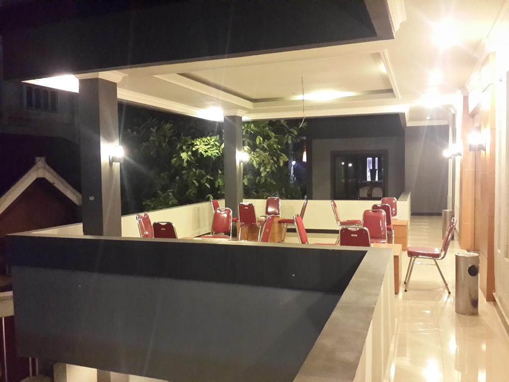 Raja Residence Jambi Джамби Екстериор снимка